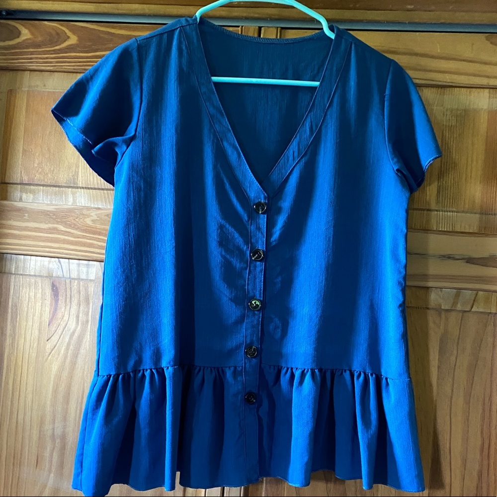 Button- down blouse